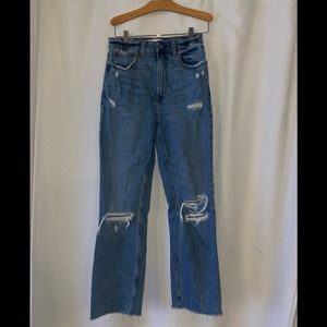 Abercrombie Ultra High Rise Ankle Straight